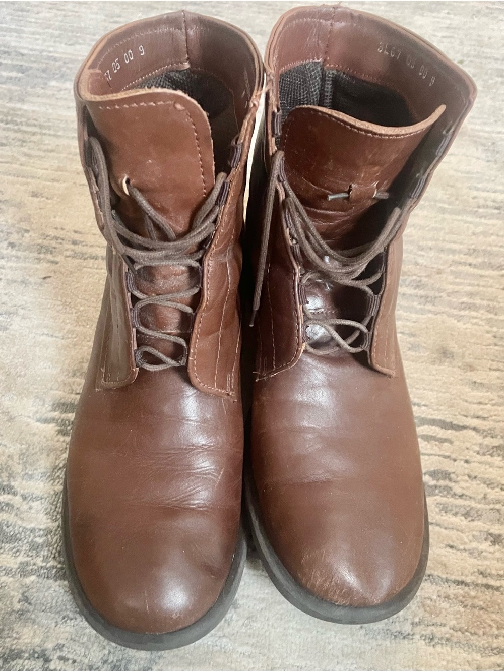 BASS Women’s Brown Leather Ankle Boots Size 9 M  MADE IN ITALY- EUC